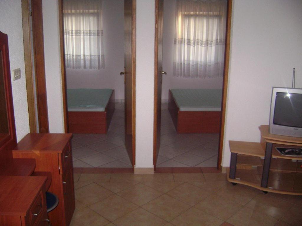 Apartmani Stjepan Veselko Vir Εξωτερικό φωτογραφία